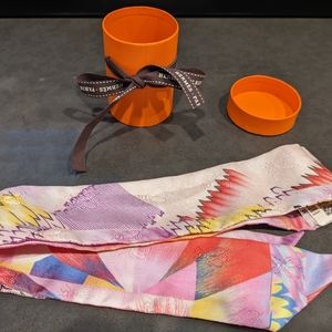 NIB Authentic Hermes Marble Twilly